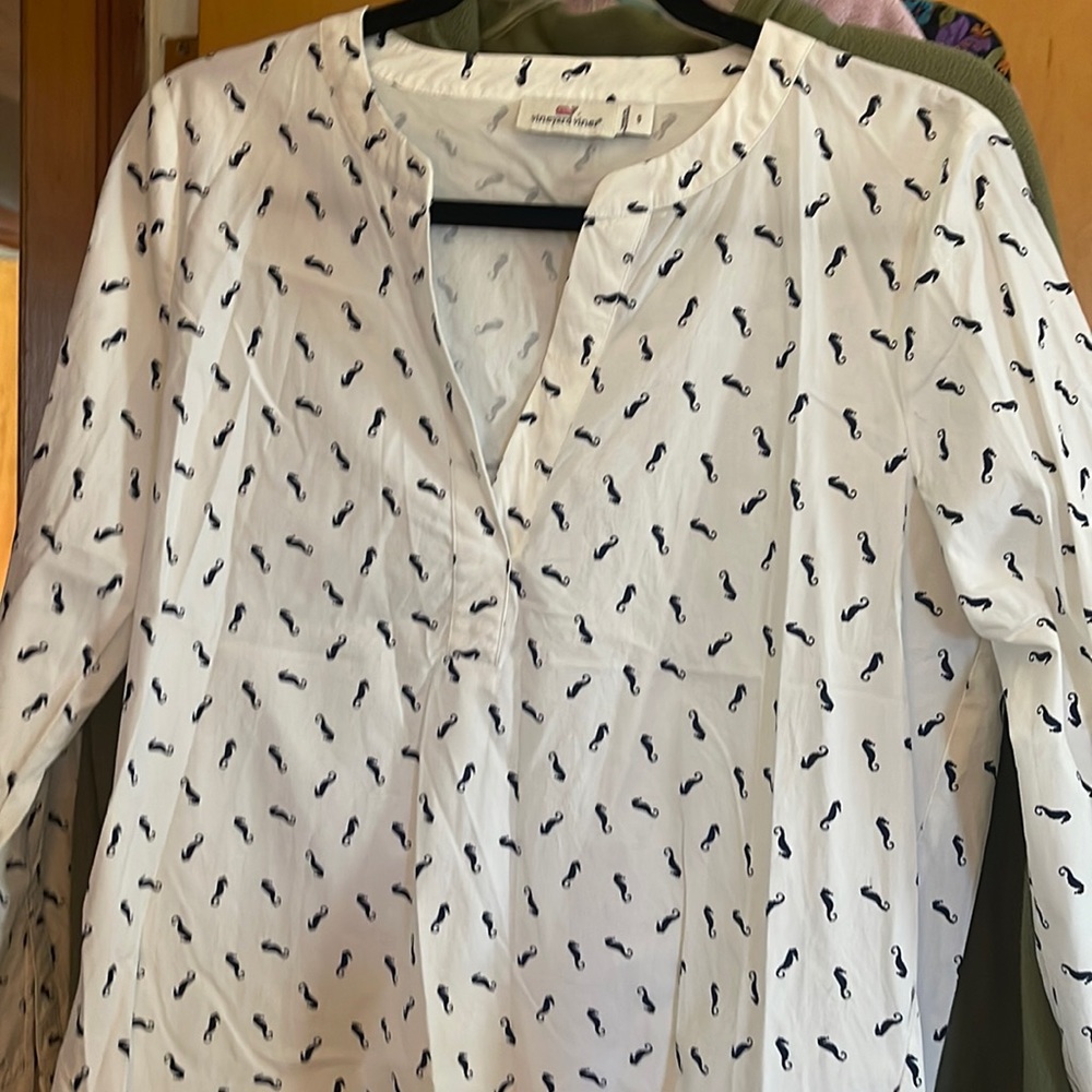 Vineyard vines long sleeve small